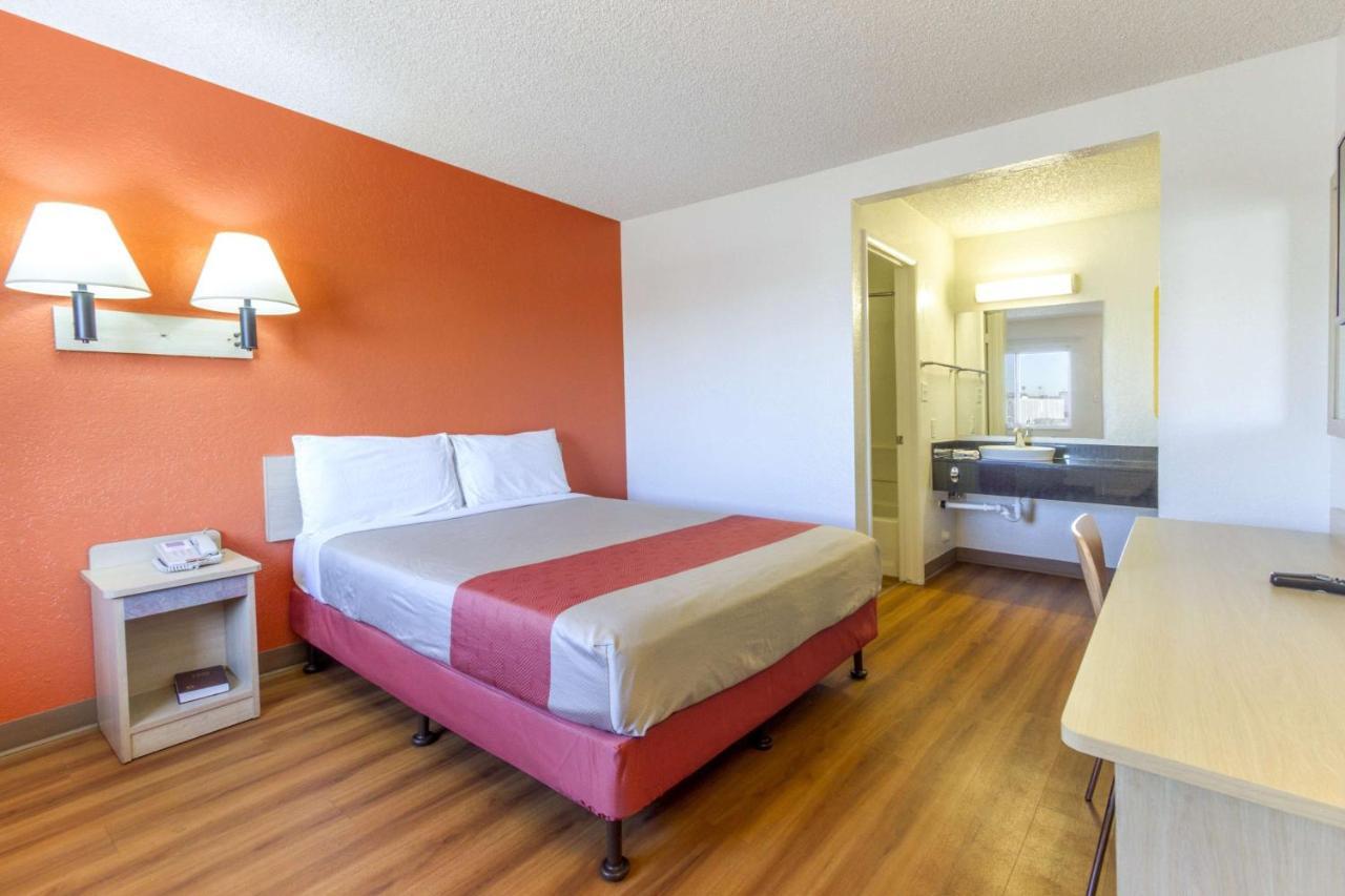 Motel 6-Phoenix, Az - Airport - 24Th Street Esterno foto